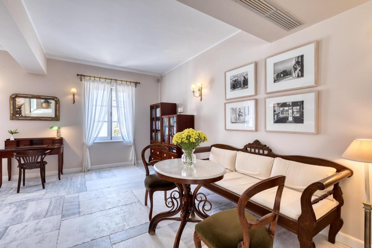 Hotel Leto Hydra Bagian luar foto