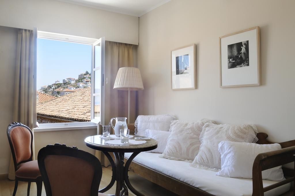 Hotel Leto Hydra Bagian luar foto