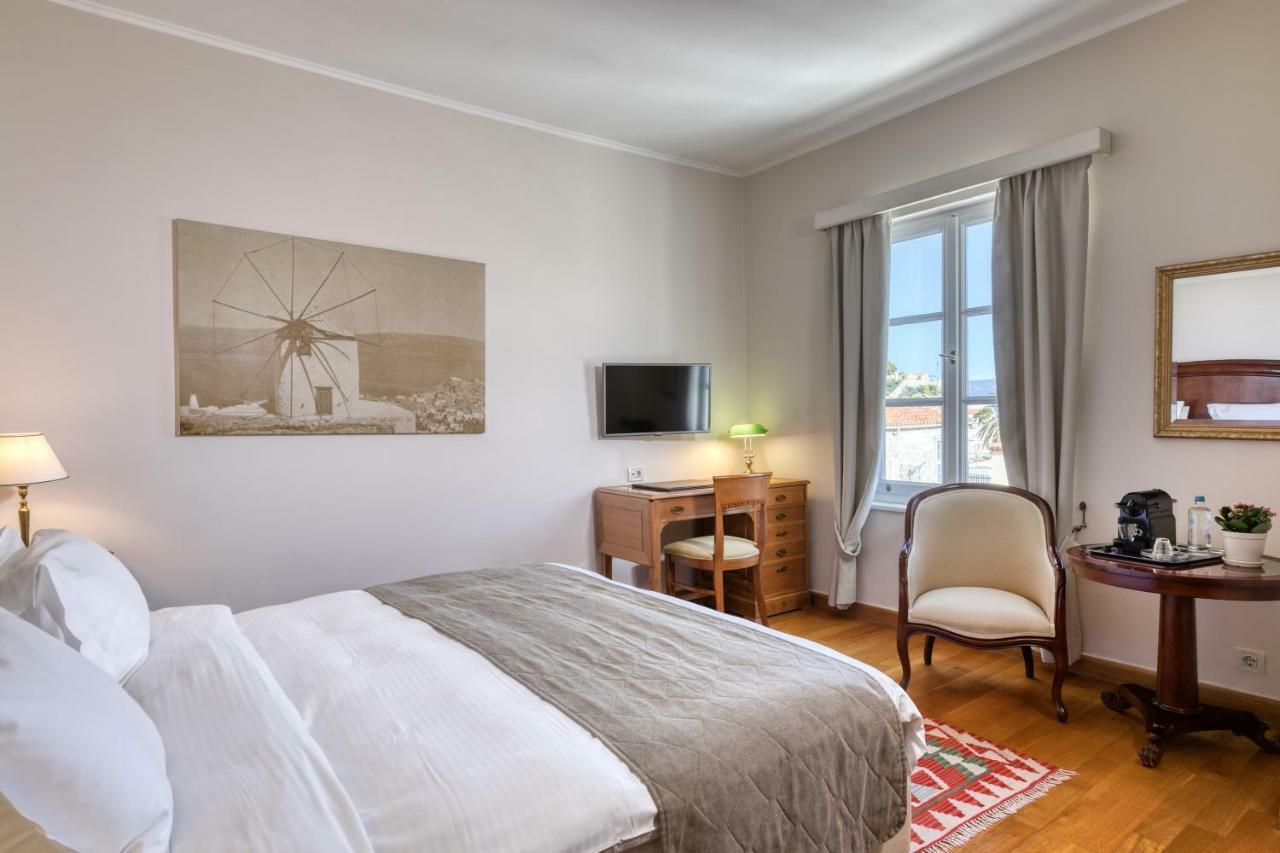 Hotel Leto Hydra Bagian luar foto